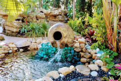 Mexican beach border pond