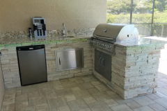 outdoor kitchen Cultured stone